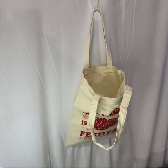 Farmers Market Cream Tote Bag 14” x 11” x .5” NWOT - Picture 3 of 11
